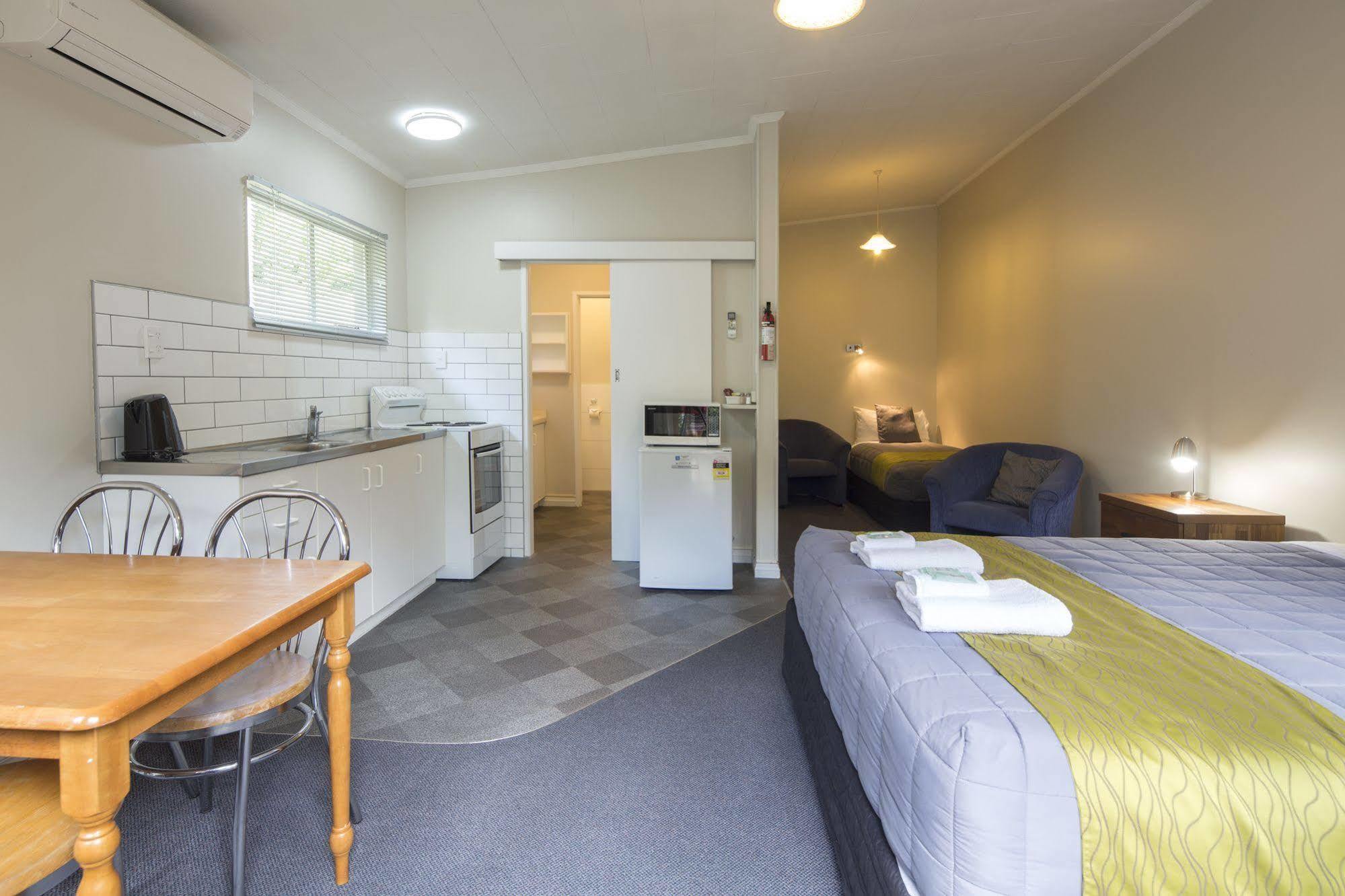 Abba Court Motel Queenstown Dış mekan fotoğraf